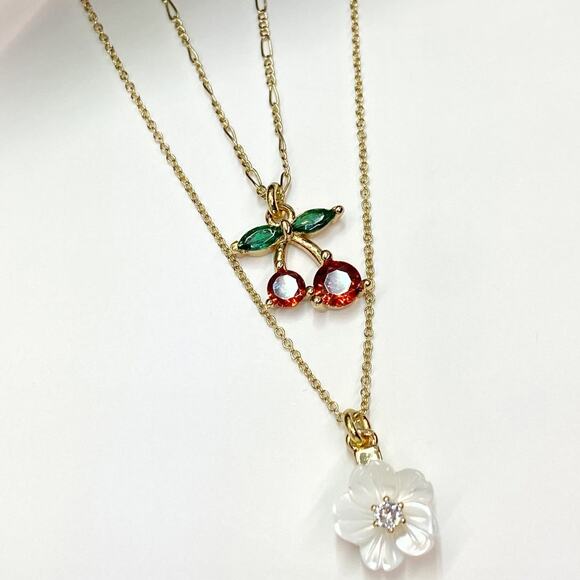 NEW FP x Luna Norte Cherry & Flower Mother Of Pearl Necklace Set - Picture 7 of 9